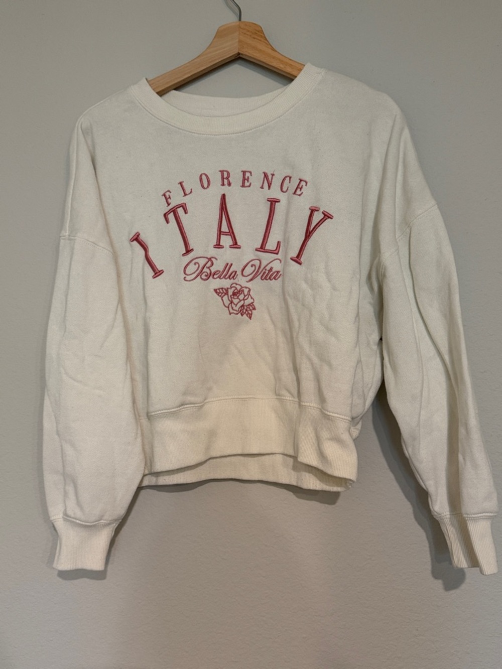 Florence Italy 'Bella Vita' Cream Sweatshirt with Pink Script